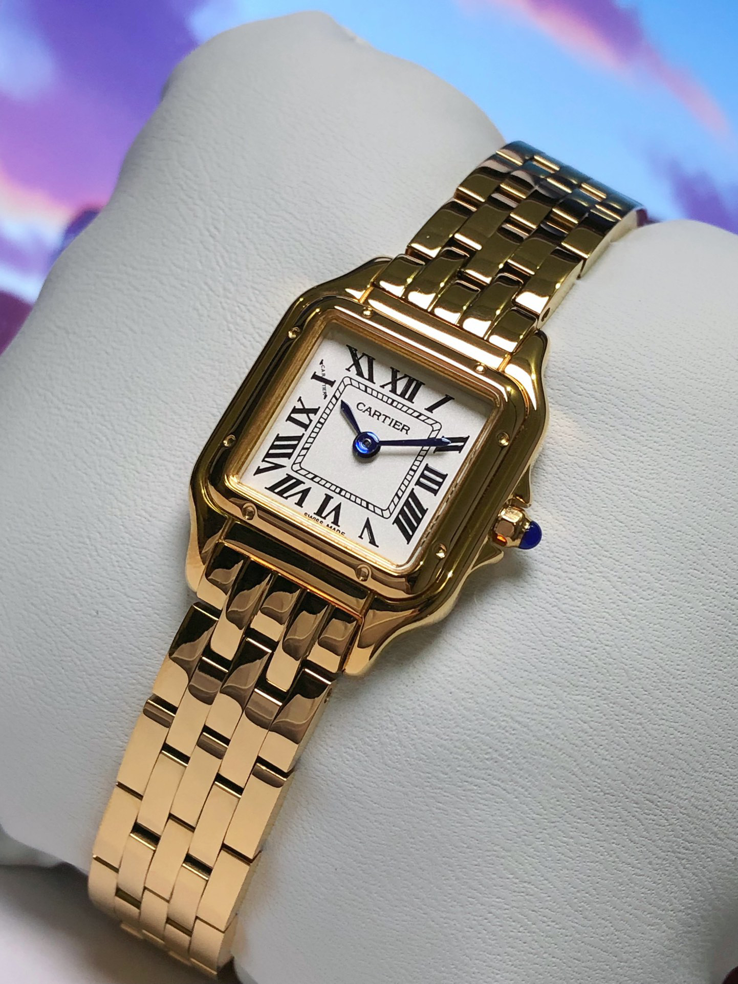 Cartyer Panthère de Cartyer watch, Yellow Gold, Small Model - Gorchic - $120.99