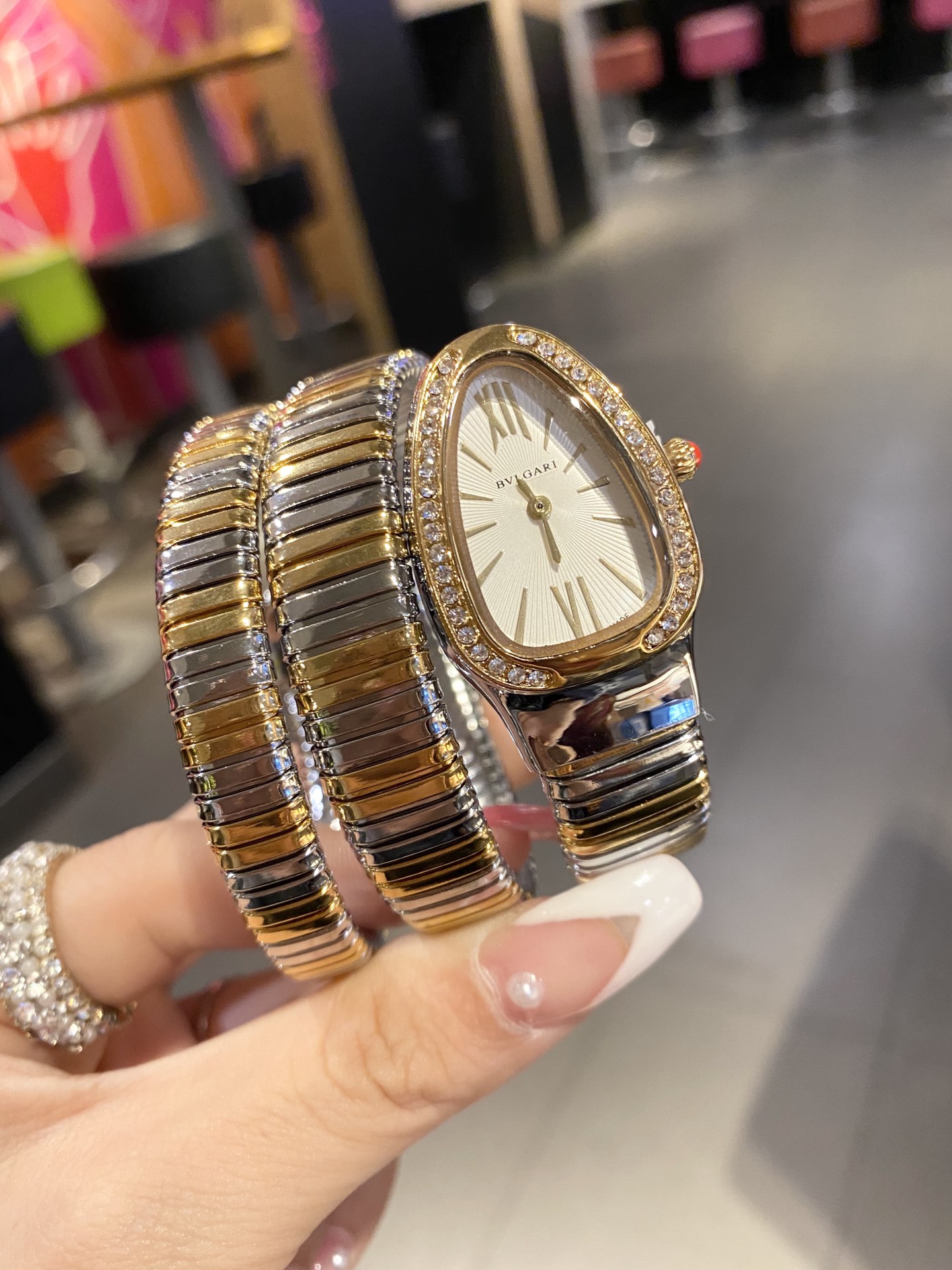 BV Serpenti Tubogas Watch - Gorchic - $87.99