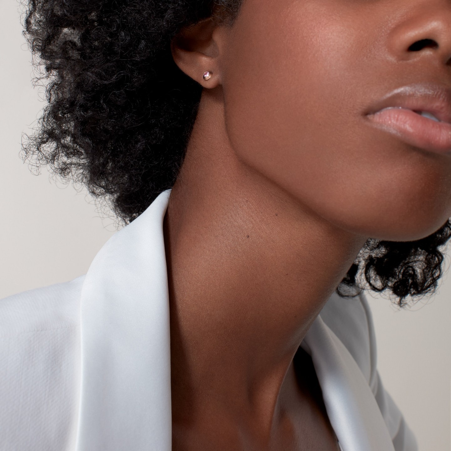 Cartyer d'Amour stud earrings Cartyer earrings, Pink sapphires, Mini model - Gorchic - $44.99