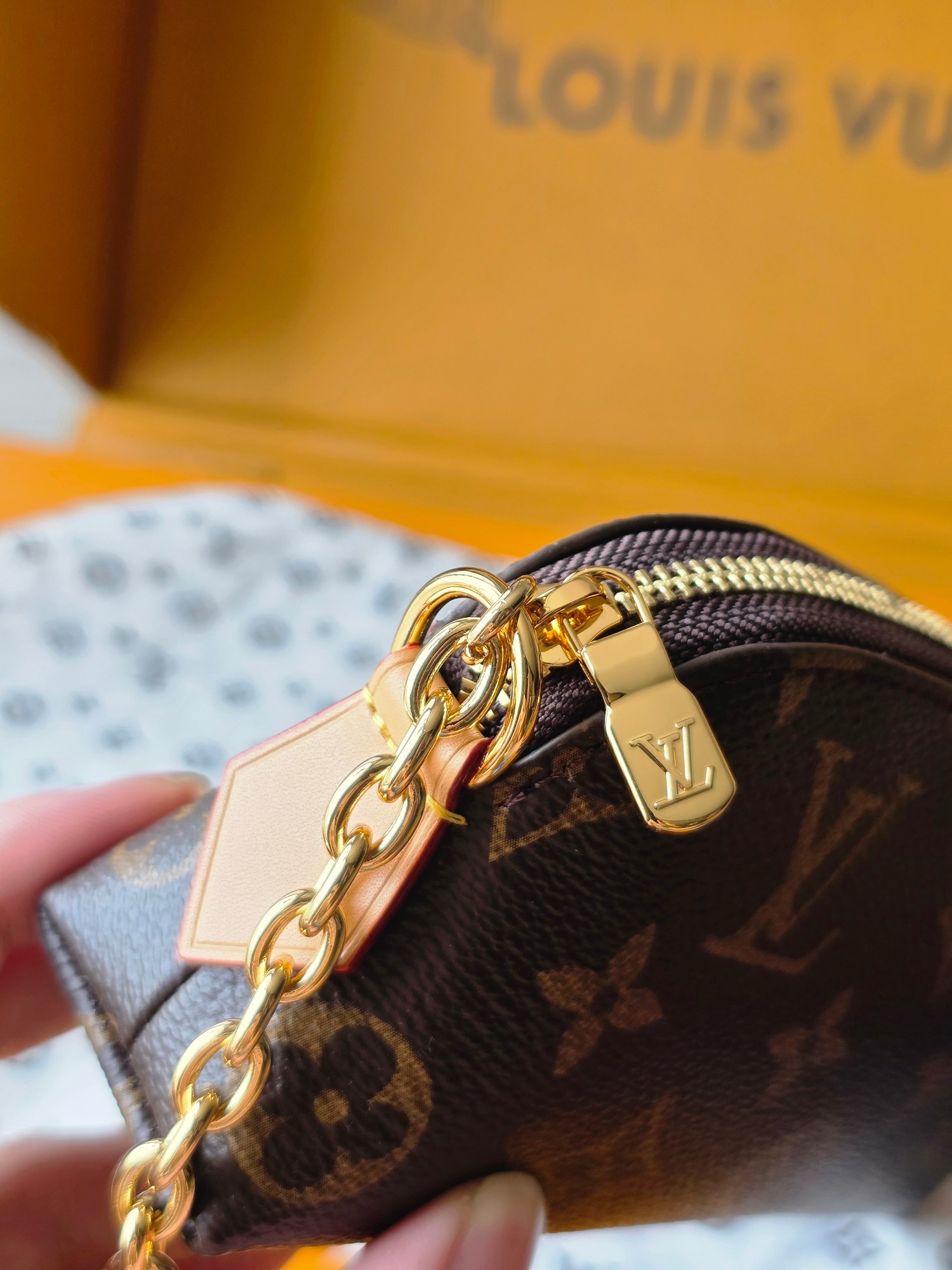 [TOP]Designer Lipstick Makeup Storage Bag - Brown - Gorchic - $163.99