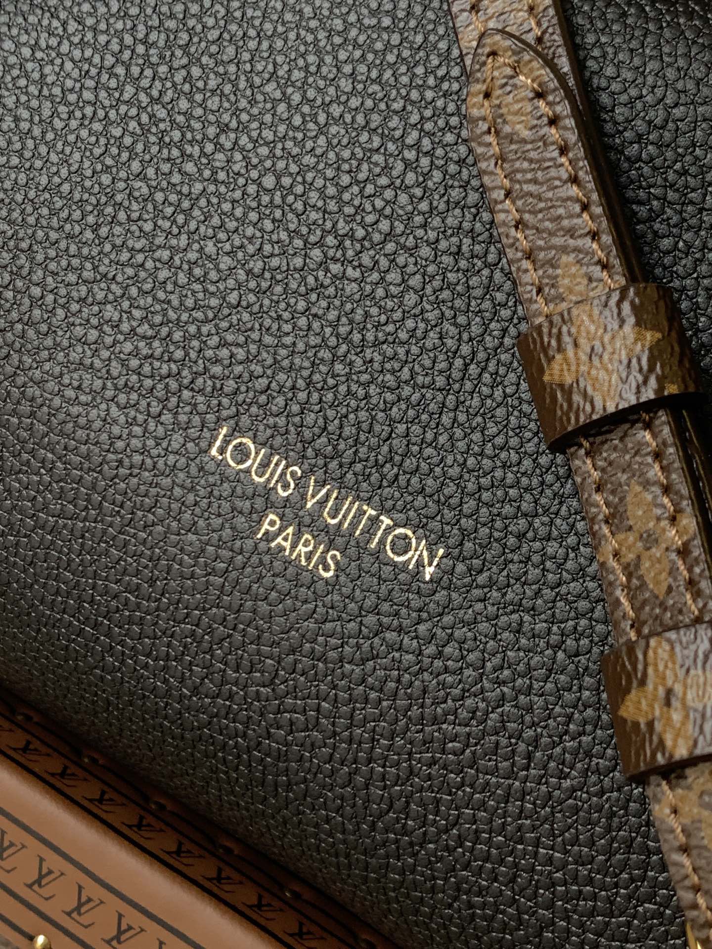 [TOP]Designer Express PM Bag - Black - Gorchic - $382.99