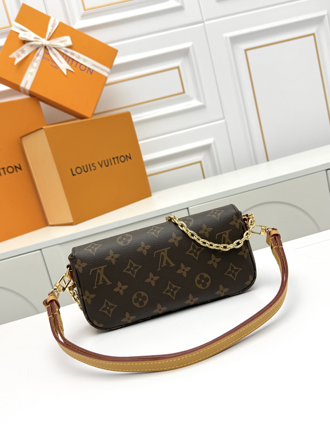 [TOP]Designer Wallet on Chain Ivy - Brown - Gorchic - $195.99