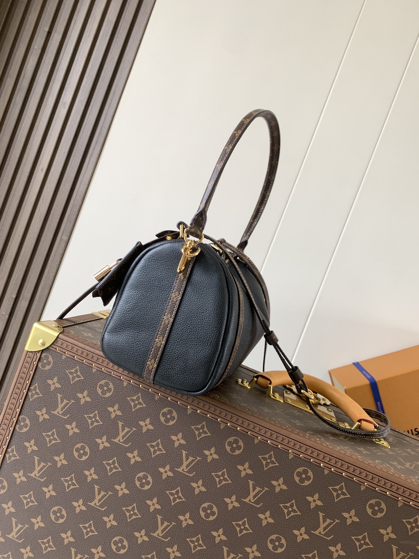 [TOP]Designer Express PM Bag - Black - Gorchic - $382.99