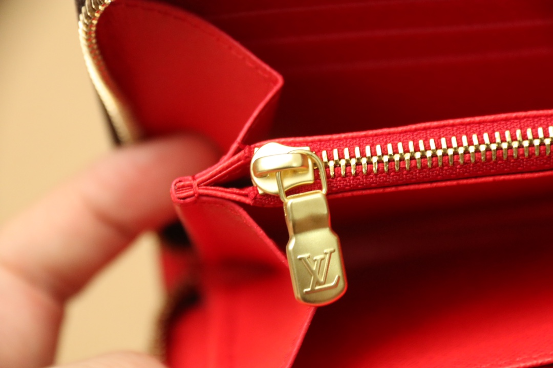 [TOP]Designer Yayoi Kusama Zippy Wallet - Monogram Multicolor - Gorchic - $136.99