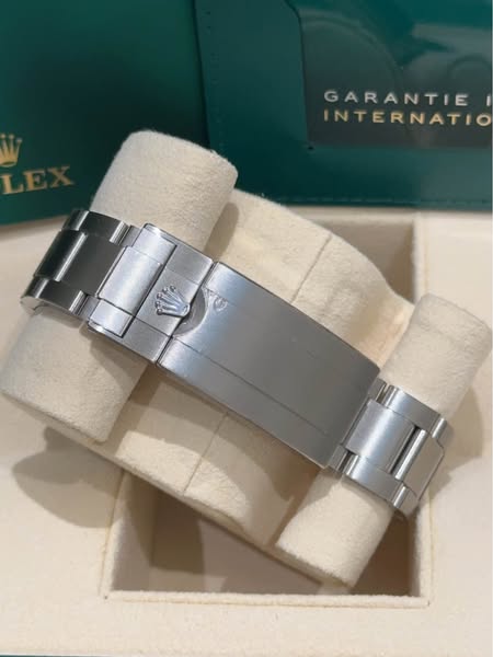 Rolex Datejust Rolex watch, Oystersteel, White Gold, Diamonds, Classic Size - Gorchic - $109.99