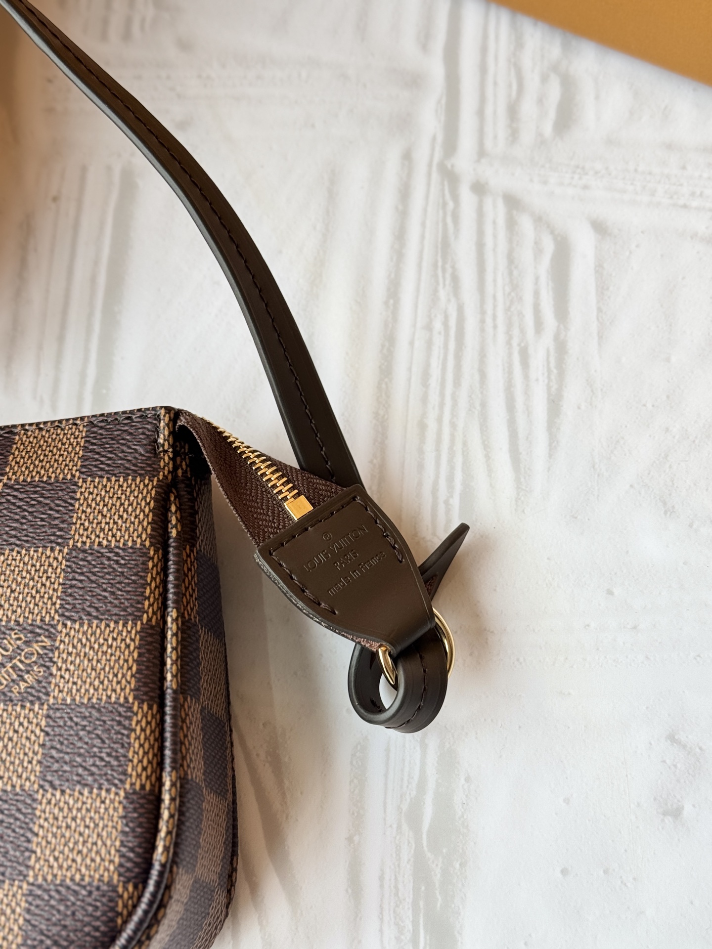 [TOP]Designer Damier Azur Pochette Accessoires Shoulder Bag - Black - Gorchic - $147.99