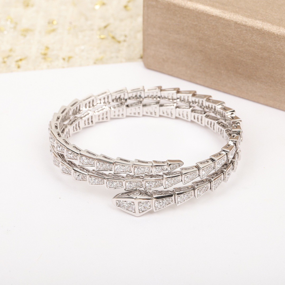 BV Serpenti Viper Bracelet - Gorchic - $48.99