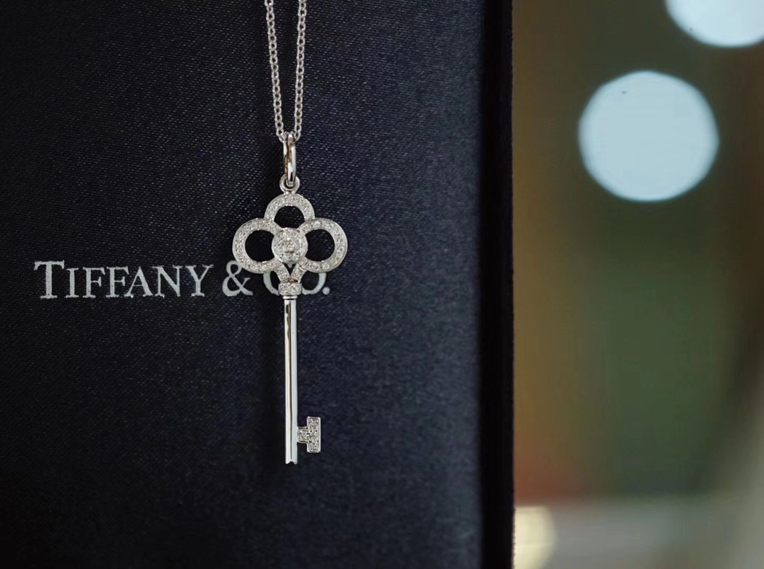 T.F. Keys Mini Crown Key Pendant Necklace - Gorchic - $44.99