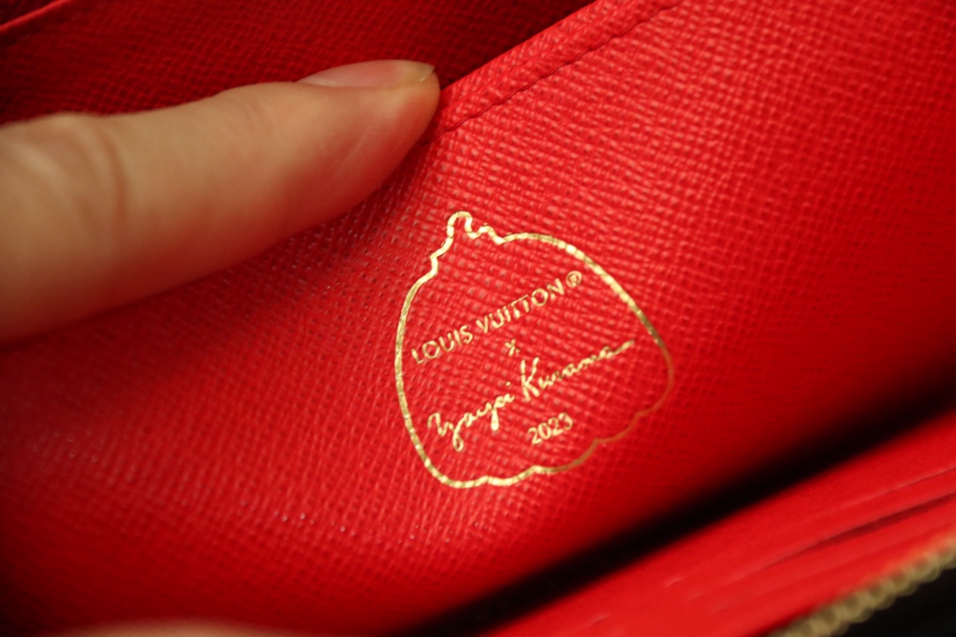 [TOP]Designer Yayoi Kusama Zippy Wallet - Monogram Multicolor - Gorchic - $136.99