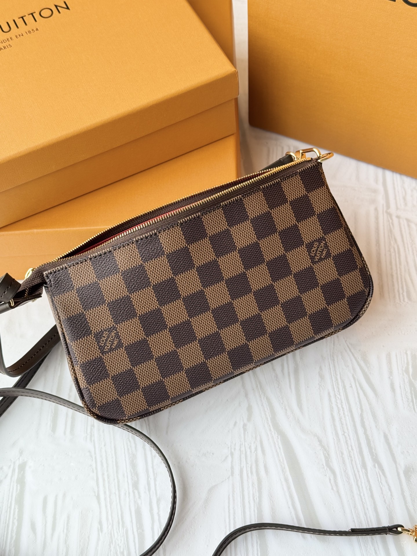[TOP]Designer Damier Azur Pochette Accessoires Shoulder Bag - Black - Gorchic - $147.99