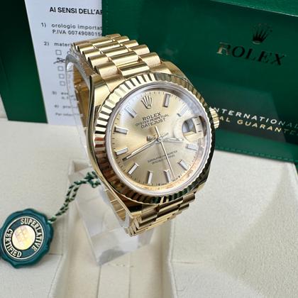 Rolex Datejust Rolex watch, Oystersteel, Yellow Gold, Classic Size - Gorchic - $109.99