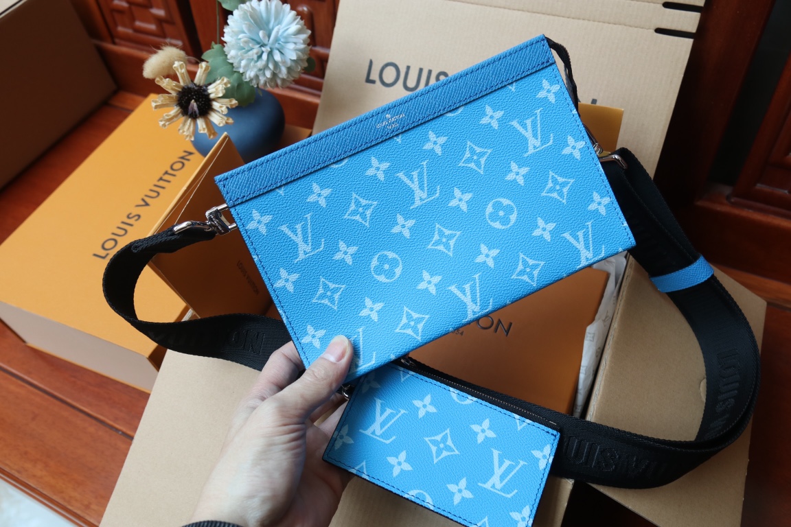 [TOP]Designer Gaston Wearable Wallet/Shoulder Bag - Blue - Gorchic - $168.99