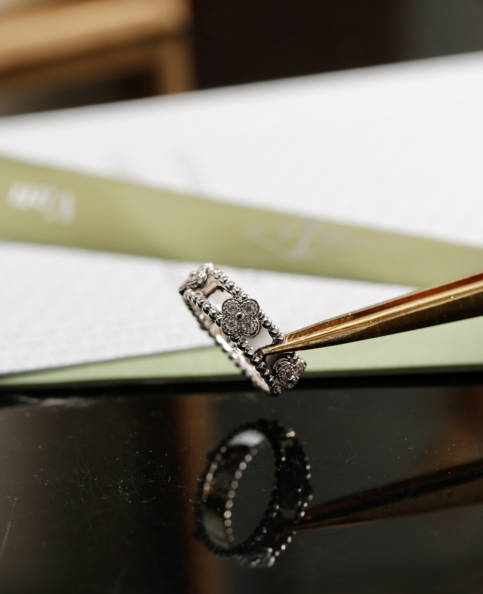 VAC Perlée clovers ring - Gorchic - $39.99