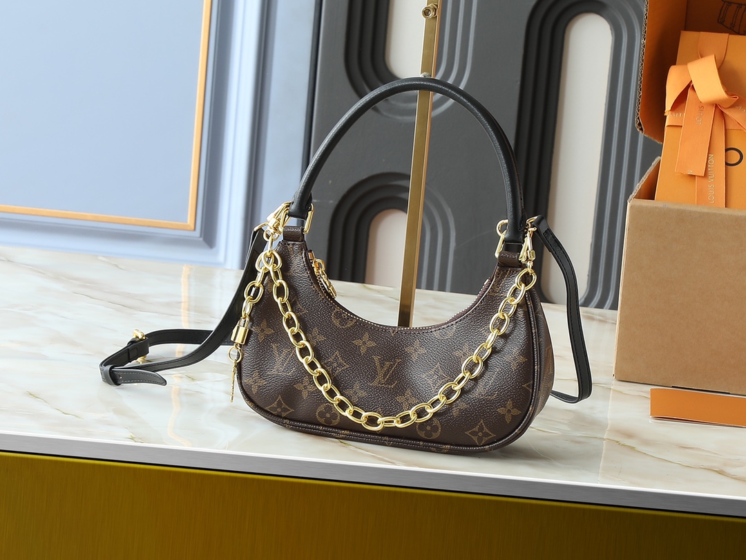 Designer Catchy PM Handbag - Gorchic - $107.99