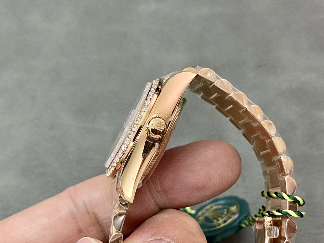 Rolex Datejust Rolex watch, Oystersteel, Yellow Gold, Diamonds, Classic Size - Gorchic - $118.99