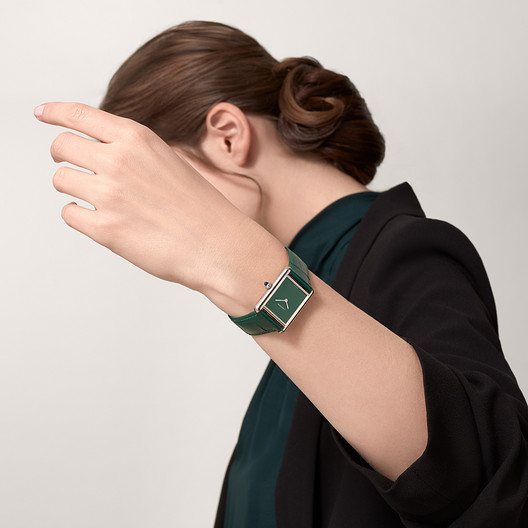 Cartyer Tank Must De Cartyer watch, White Gold, Large Model - Gorchic - $109.99