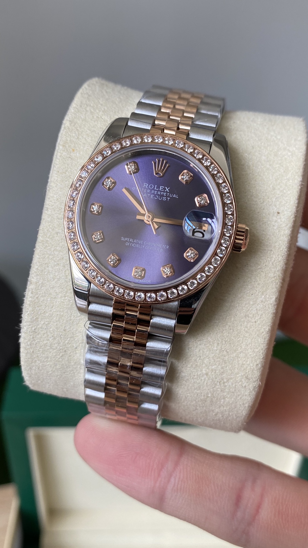 Rolex Datejust Rolex watch, Oystersteel, Rose Gold, Diamonds, Classic Size - Gorchic - $118.99