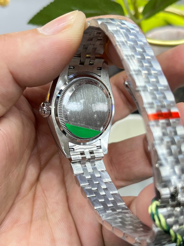 Rolex Datejust Rolex watch, Oystersteel, White Gold, Classic Size - Gorchic - $99.99