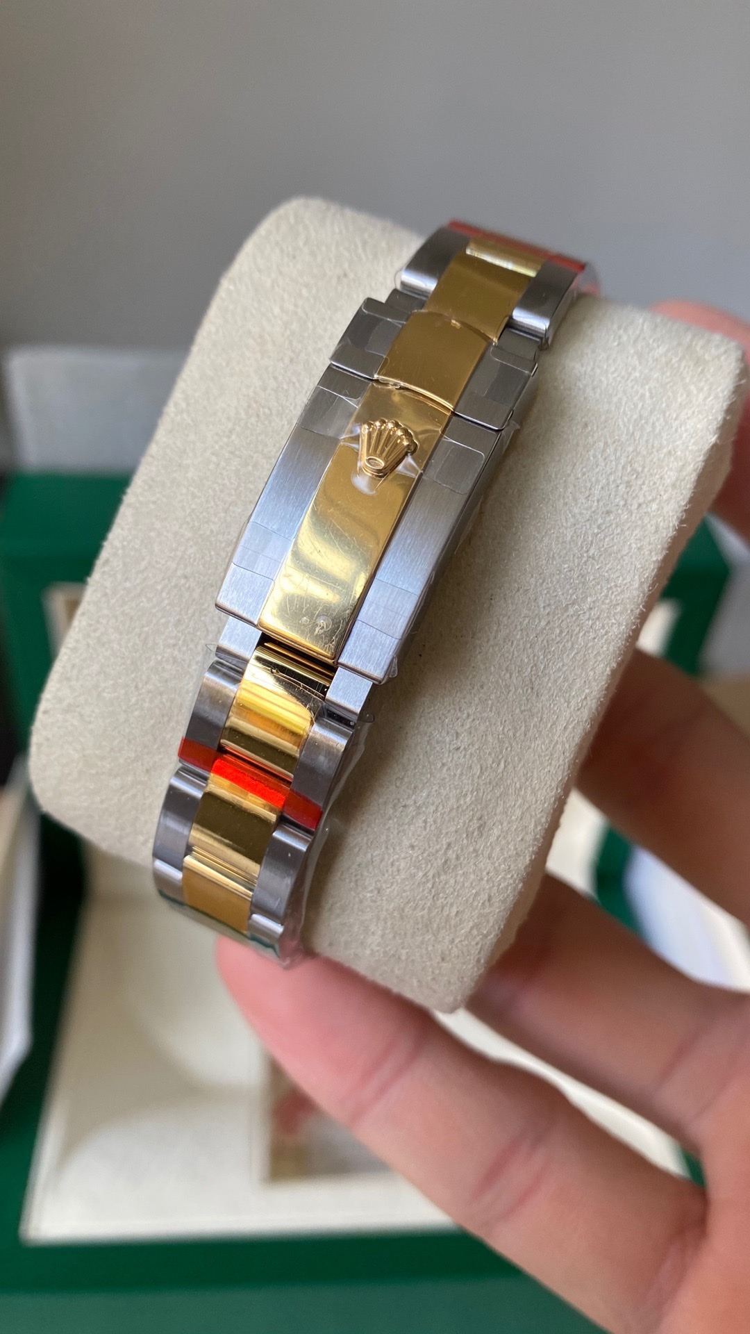 Rolex Datejust Rolex watch, Oystersteel, Yellow Gold, Classic Size - Gorchic - $105.99