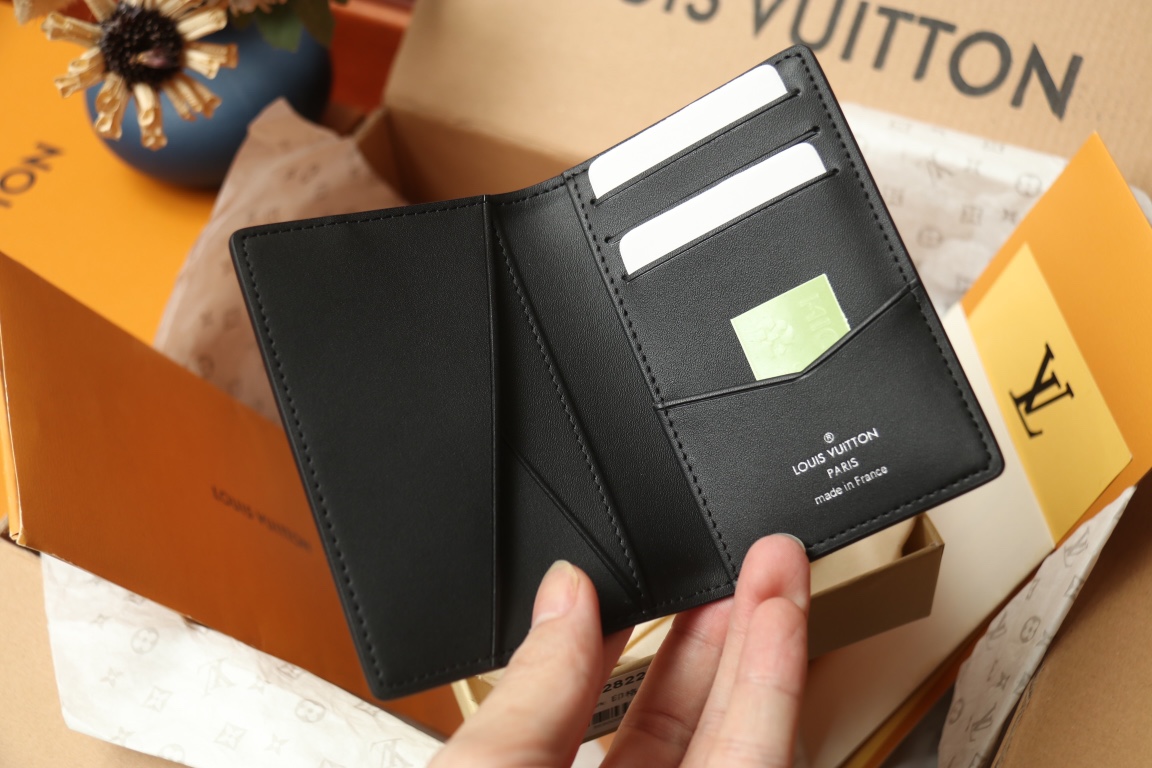 [TOP]Designer Pocket Organizer - Gorchic - $120.99