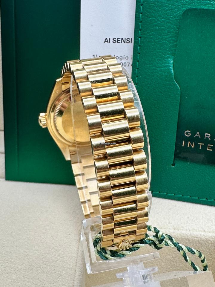 Rolex Datejust Rolex watch, Oystersteel, Yellow Gold, Classic Size - Gorchic - $109.99