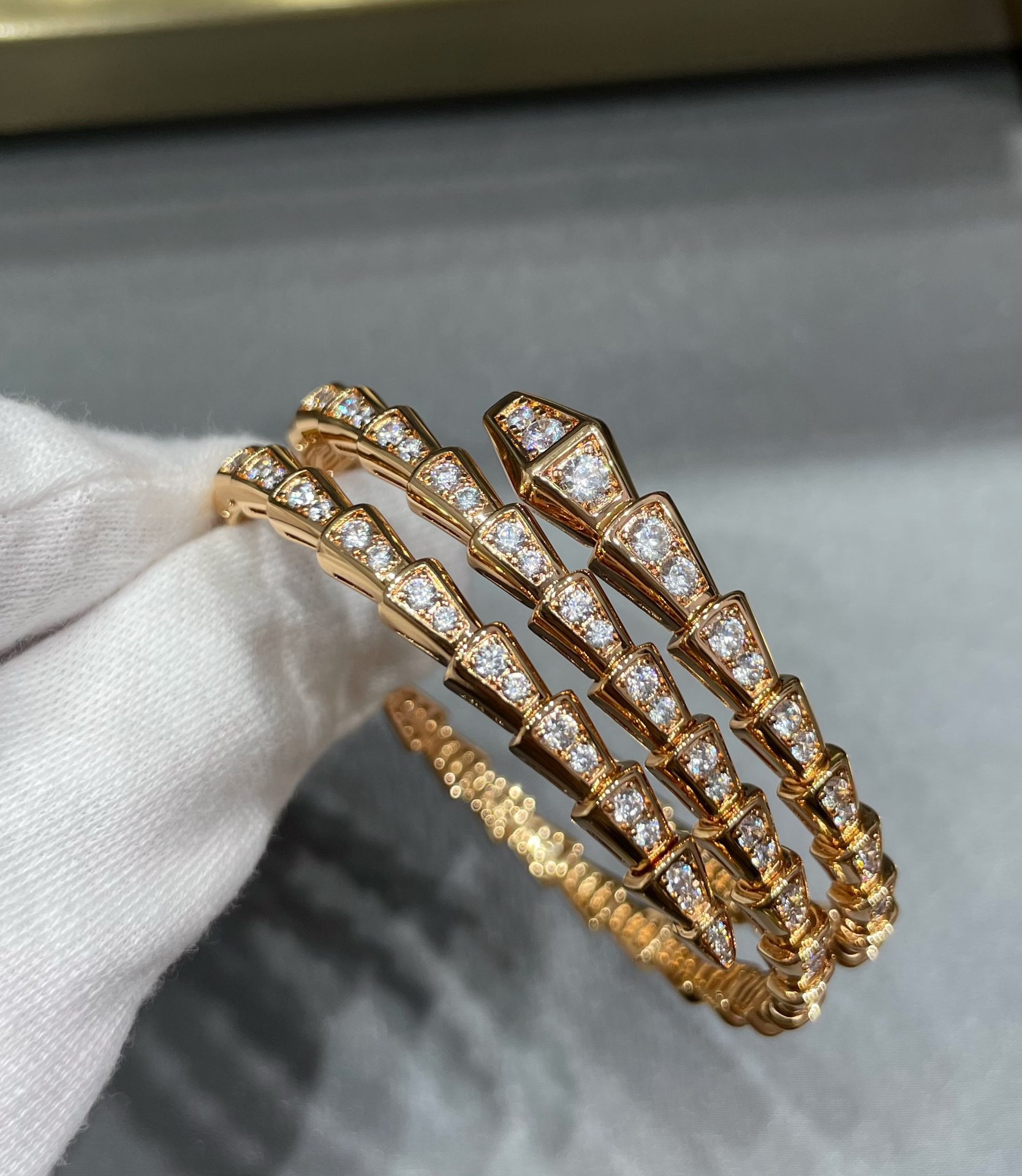 BV Serpenti Viper Bracelet - Gorchic - $48.99