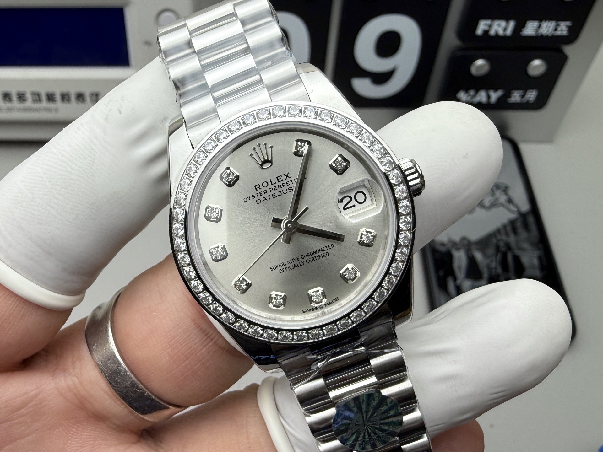 Rolex Datejust Rolex watch, Oystersteel, White Gold, Diamonds, Classic Size - Gorchic - $109.99