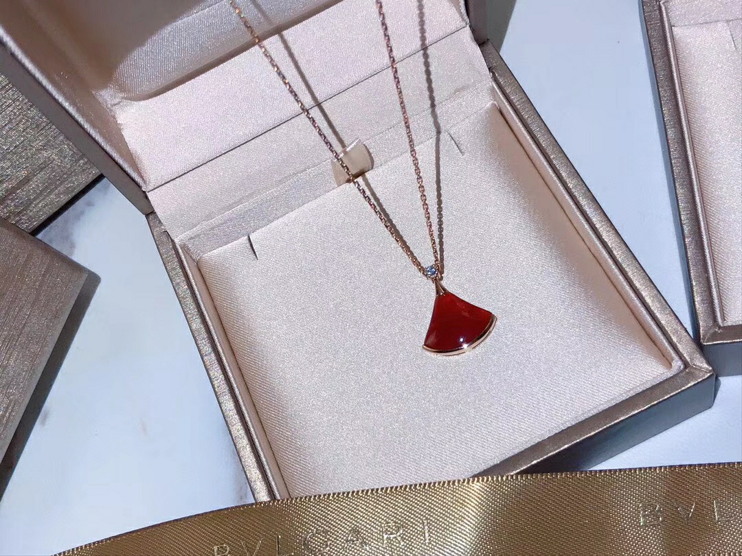 BV DIVAS'DREAM Necklace - Gorchic - $44.99