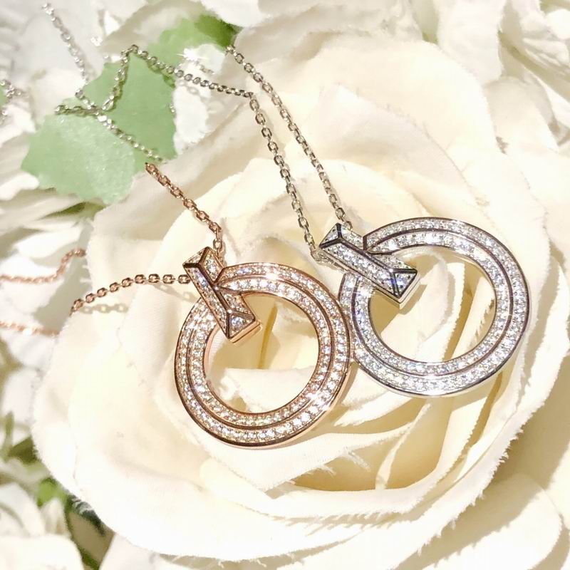 T.F. T T1 Narrow Circle Pendant Necklace - Gorchic - $44.99