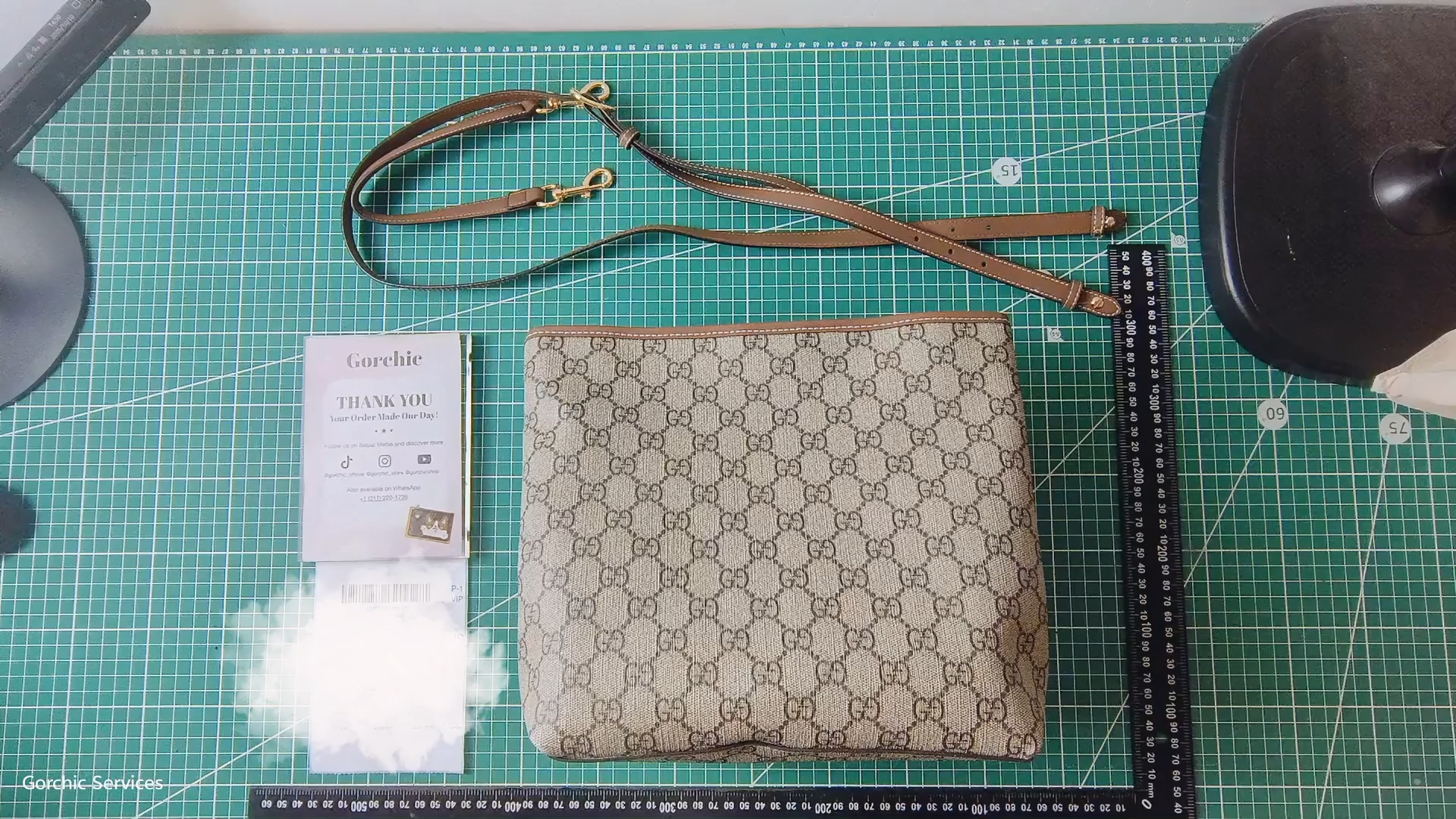 Double-G GG Emblem bucket bag - Medium - Gorchic - $124.99