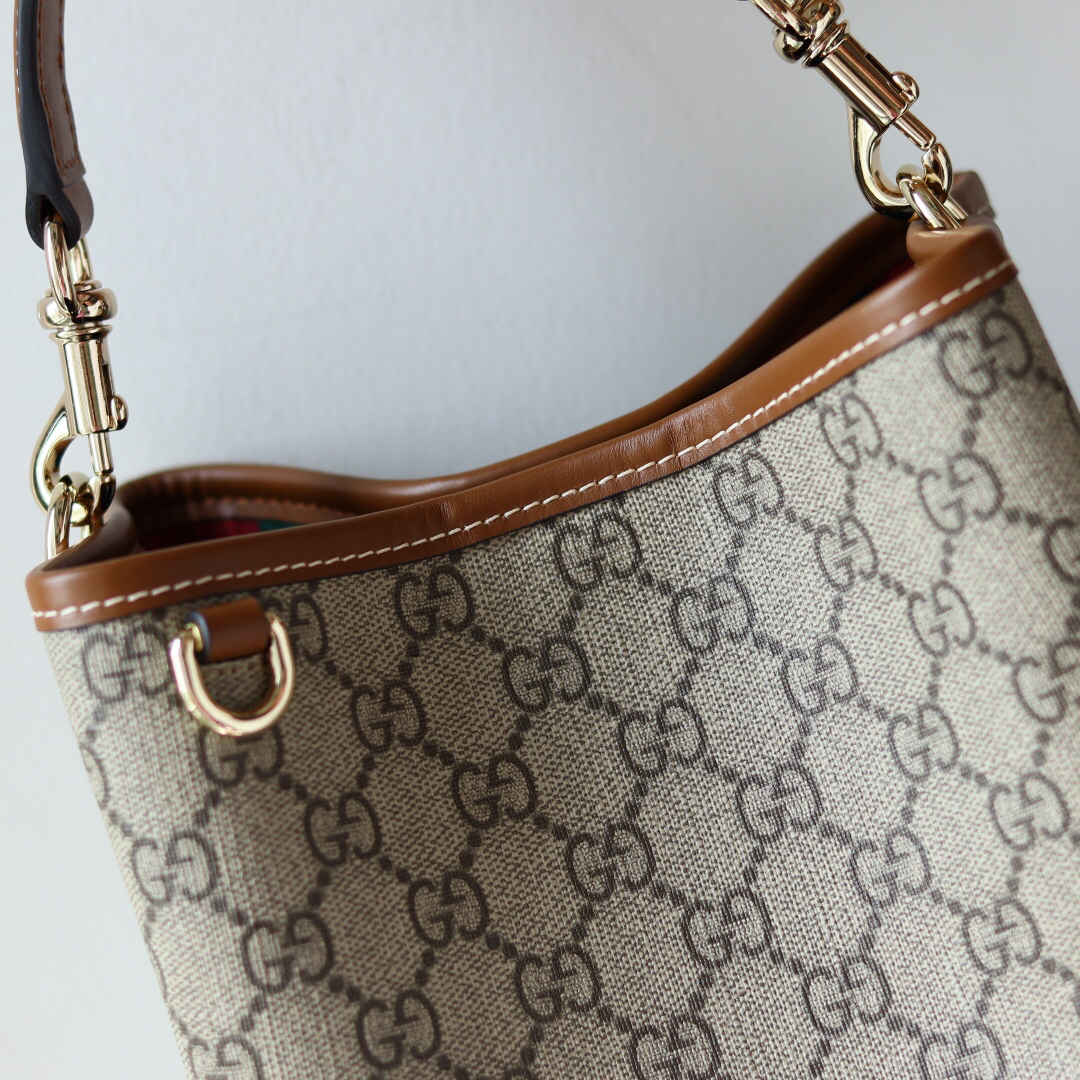 [TOP]Double-G GG Emblem bucket bag - Small - Gorchic - $286.99