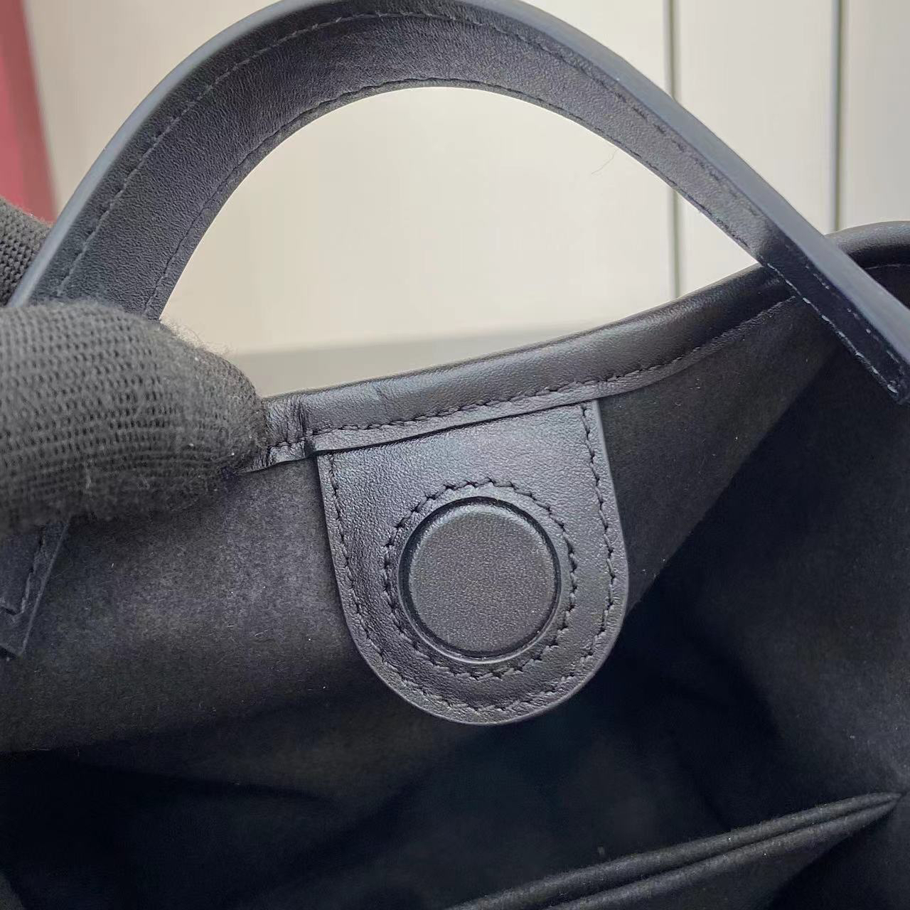 Double-G GG Emblem Small Bucket Bag GG Print Embossed Leather - Black - Gorchic - $128.99