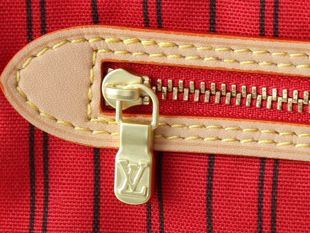 Designer Monogram Neverfull MM Classic Bag - Gorchic - $110.99