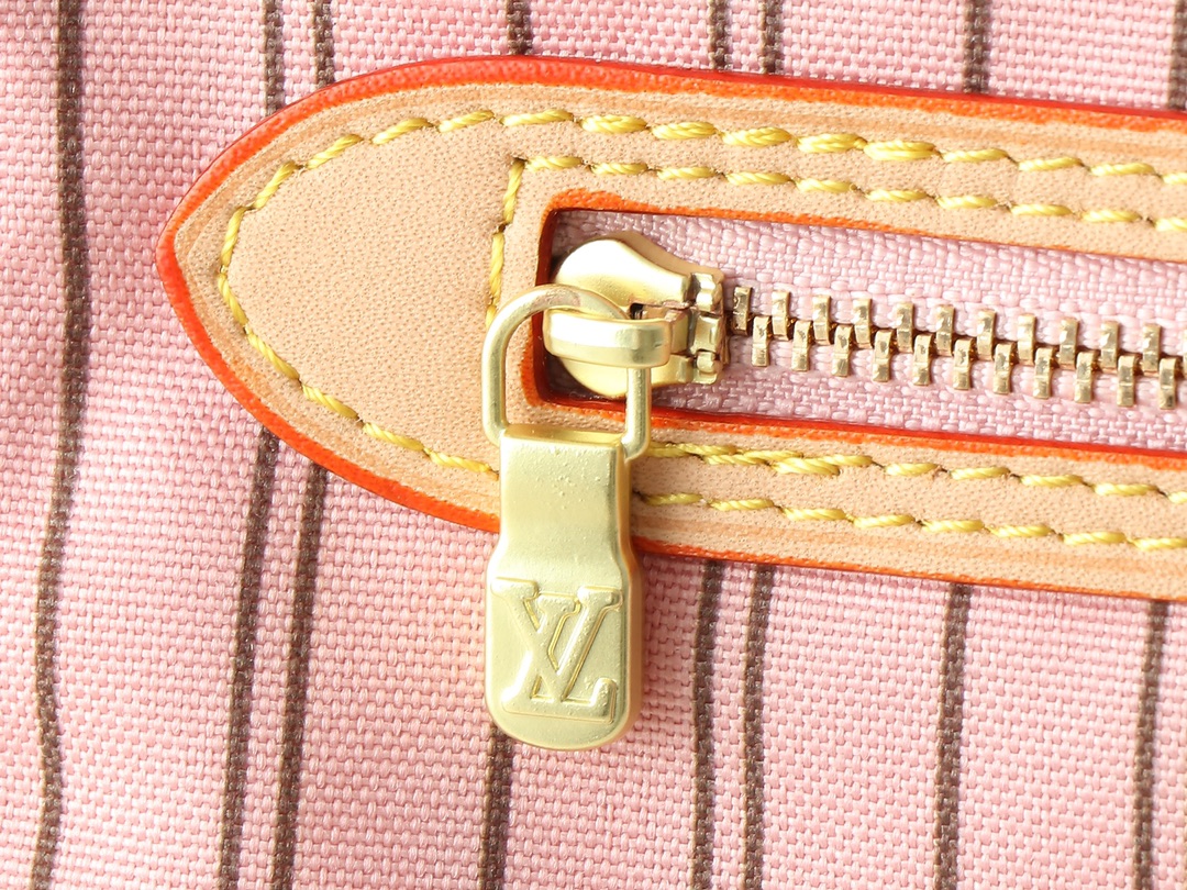 Designer Monogram Neverfull MM Classic Bag - Gorchic - $110.99