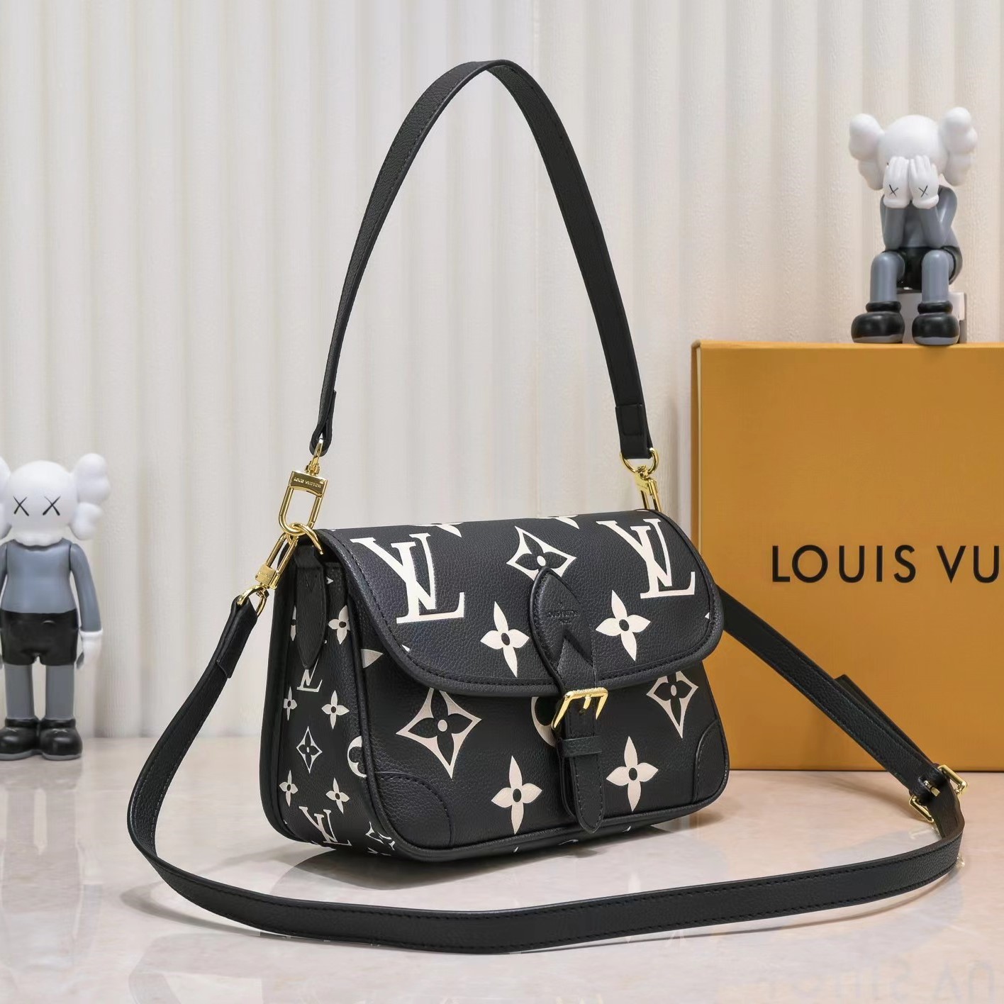 Designer Monogram Diane Monogram Empriente Leather-Bag - Gorchic - $124.99