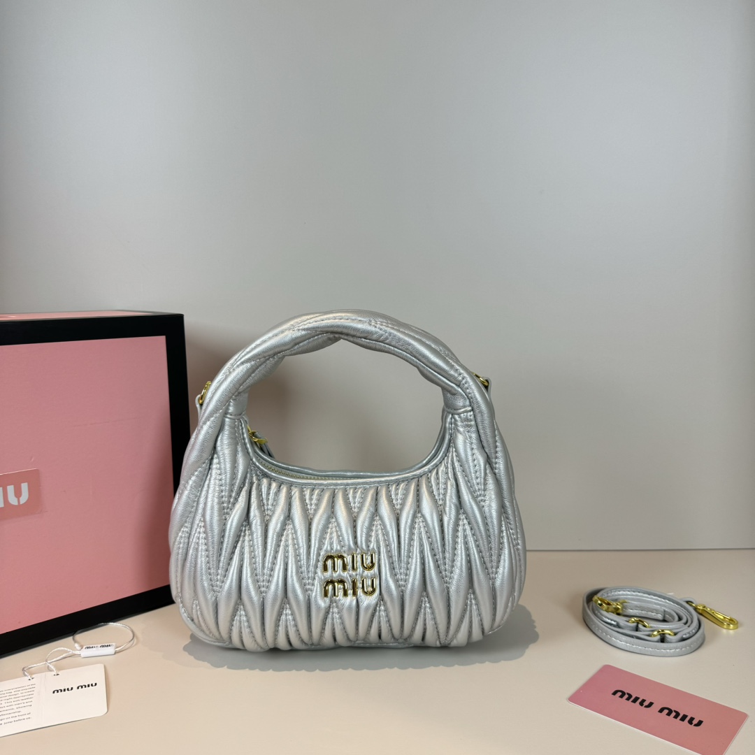 MU Wander matelassé nappa leather hobo bag handbag - Bag - Gorchic - $114.99