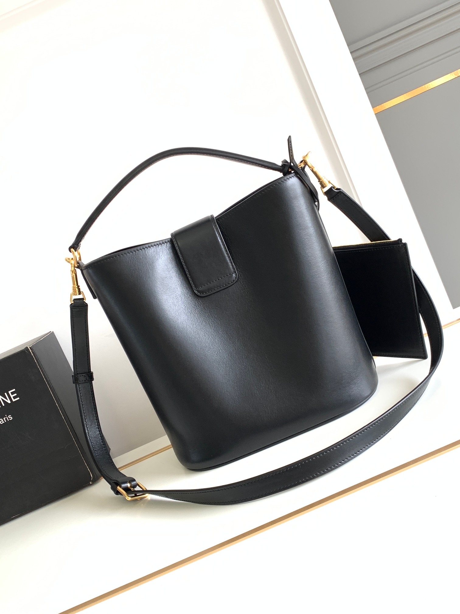 CL Louise Medium Smooth Cowhide Handbag - Black Bag - Gorchic - $145.99