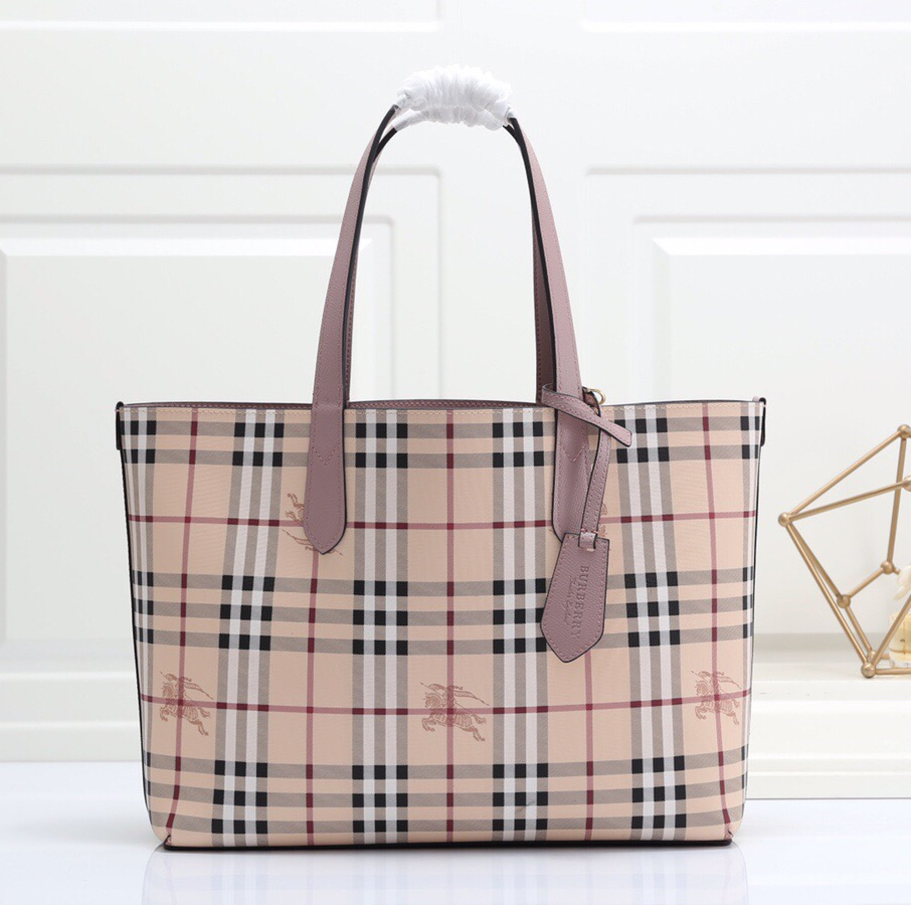 burbery Reversible Shopping Bag - Logo Coffee Bag - Gorchic - $153.99