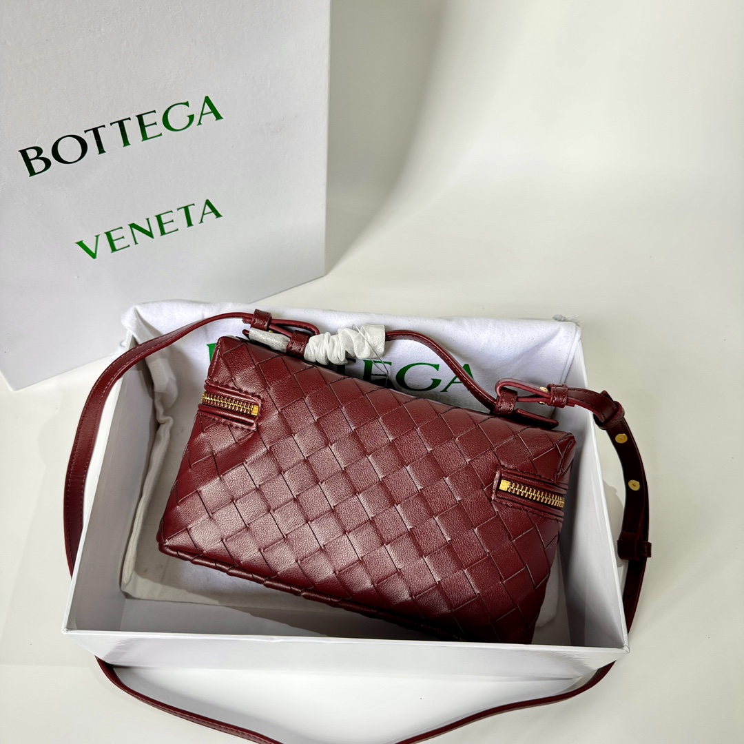 BV Bang Bang Vanity Case Barolo - Bag - Gorchic - $144.99