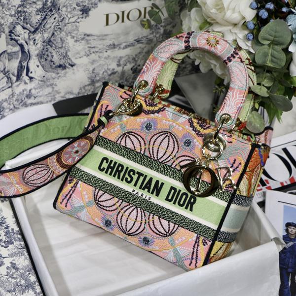 D Inspired The LADY D-LITE Bag - Gorchic - $196.99
