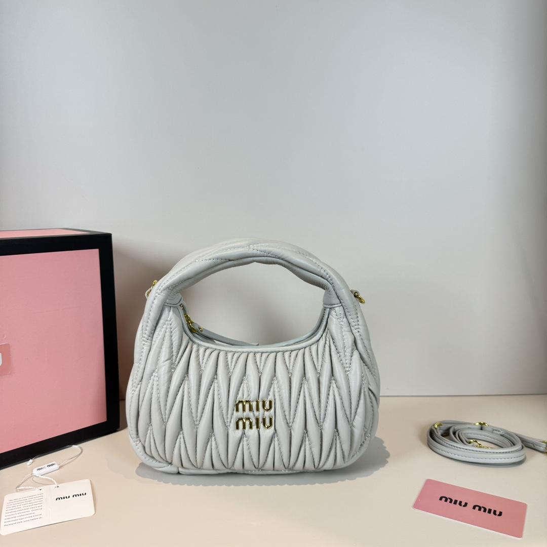 MU Wander matelassé nappa leather hobo bag handbag - Bag - Gorchic - $114.99