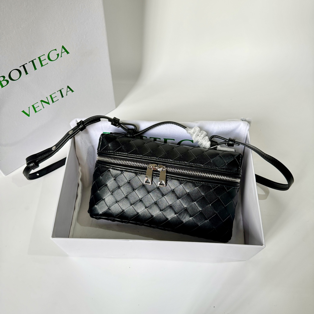 BV Bang Bang Vanity Case Black With Sier Clasp - Bag - Gorchic - $144.99