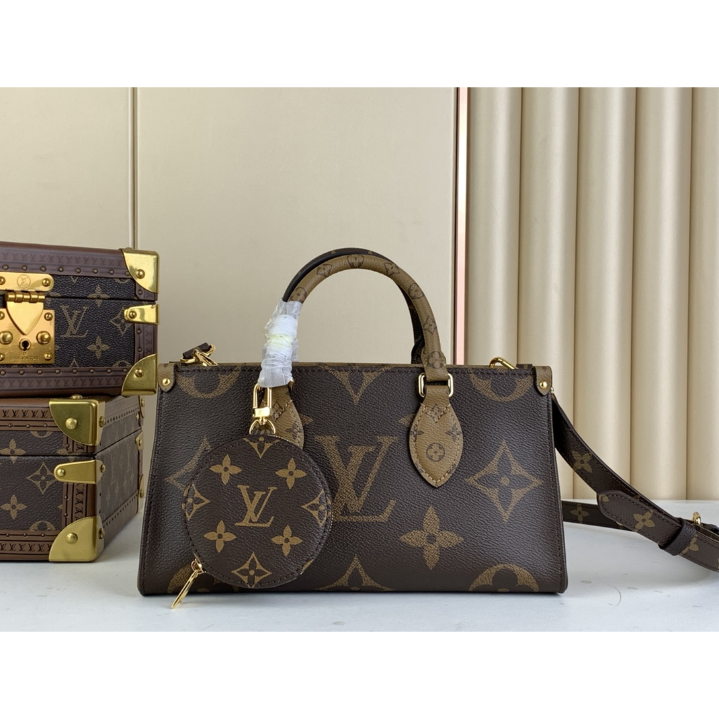 Designer Monogram Onthego Monogram Casual Style East West Crossbody Bag - Gorchic - $118.99