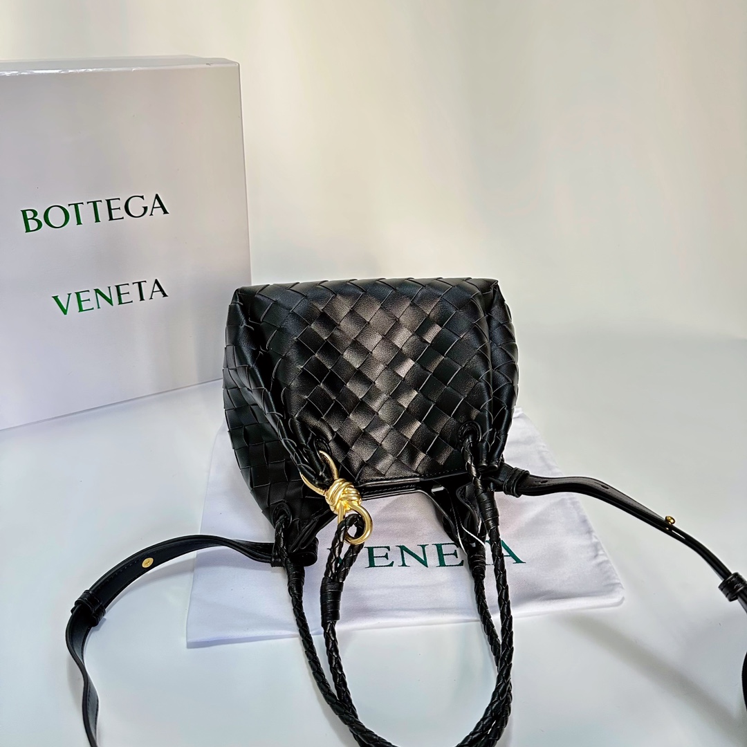 BV Small Parachute-Black - Bag - Gorchic - $164.99