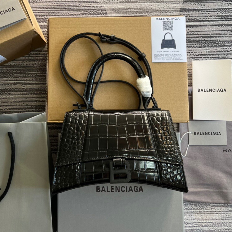 Hourglass iconic HOURGLASS HANDBAG - Bag - Gorchic - $141.99