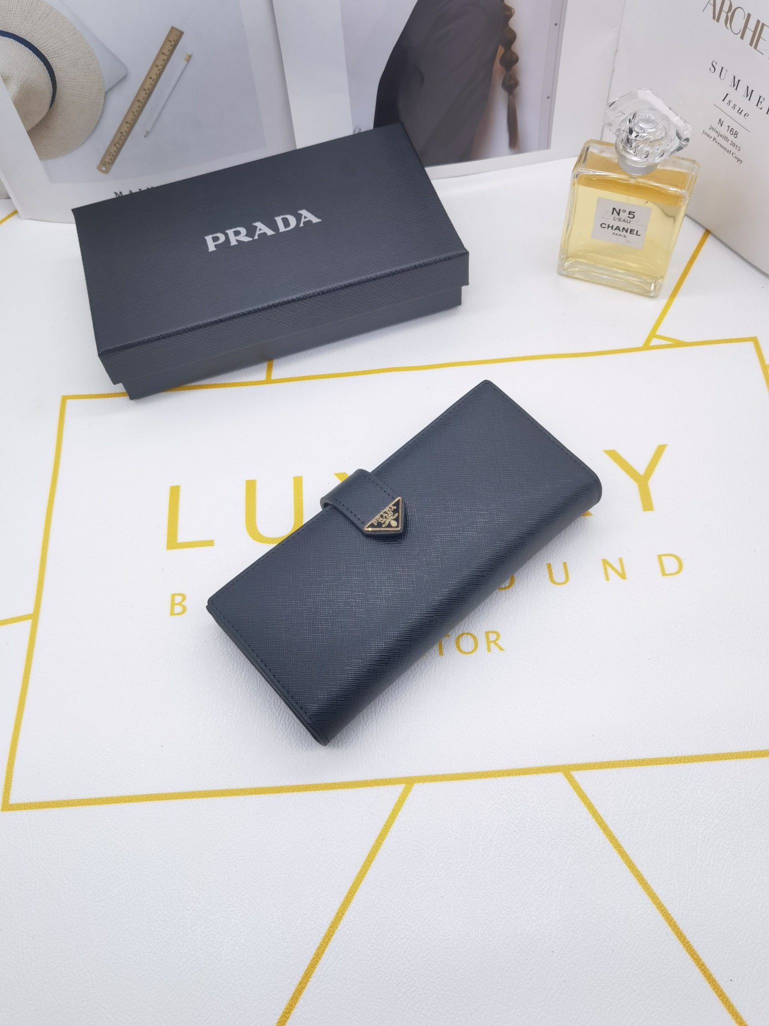 Saffiano texture Saffiano Leather Long Wallet- Black Wallet - Gorchic - $65.99