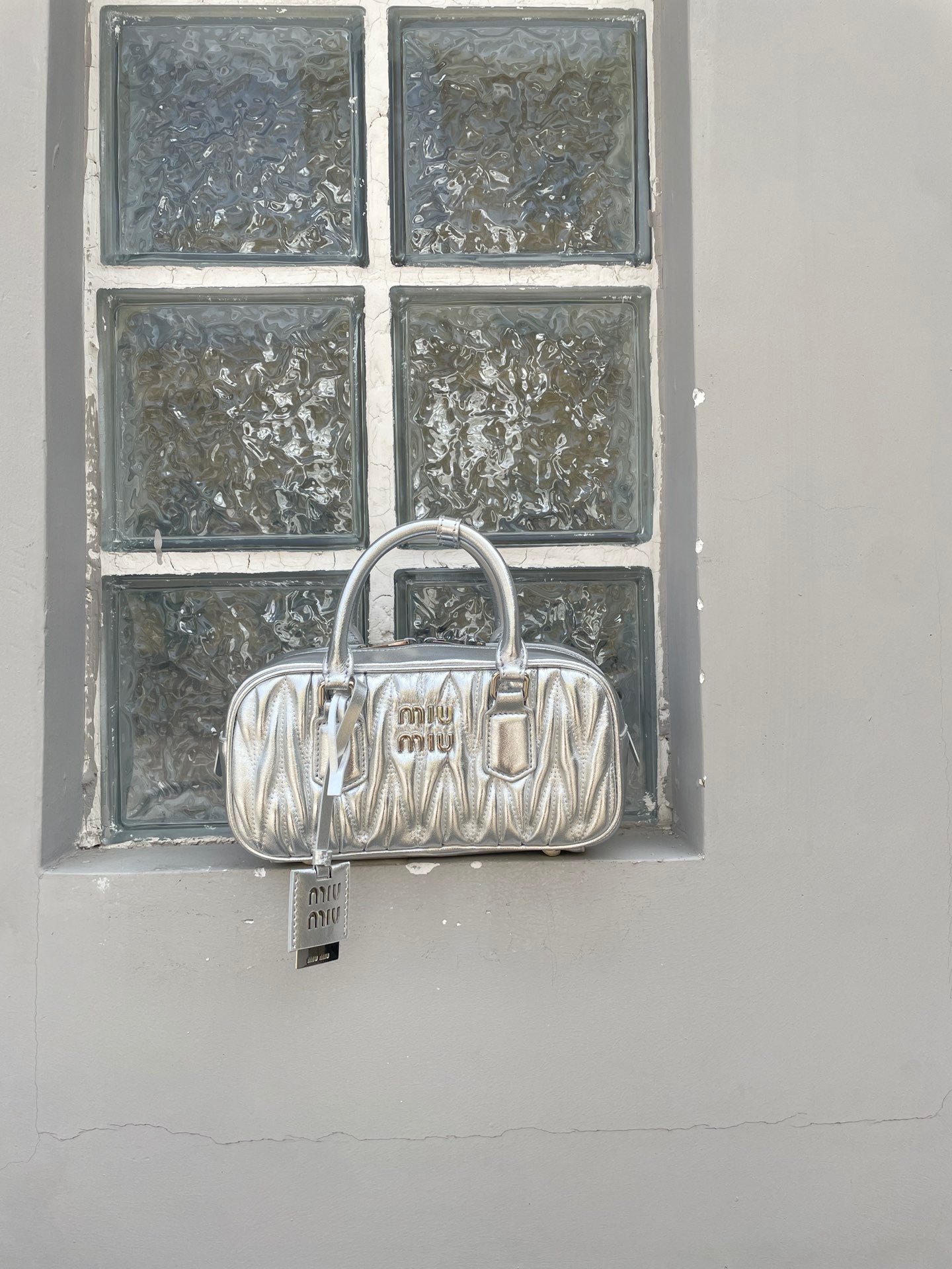 MU Arcadie matelassé nappa leather bag Sliver S-wide Size - Bag - Gorchic - $131.99