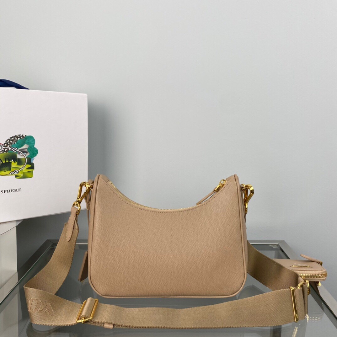 Saffiano texture Re-Edition 2005 Saffiano Leather Bag - Gorchic - $103.99