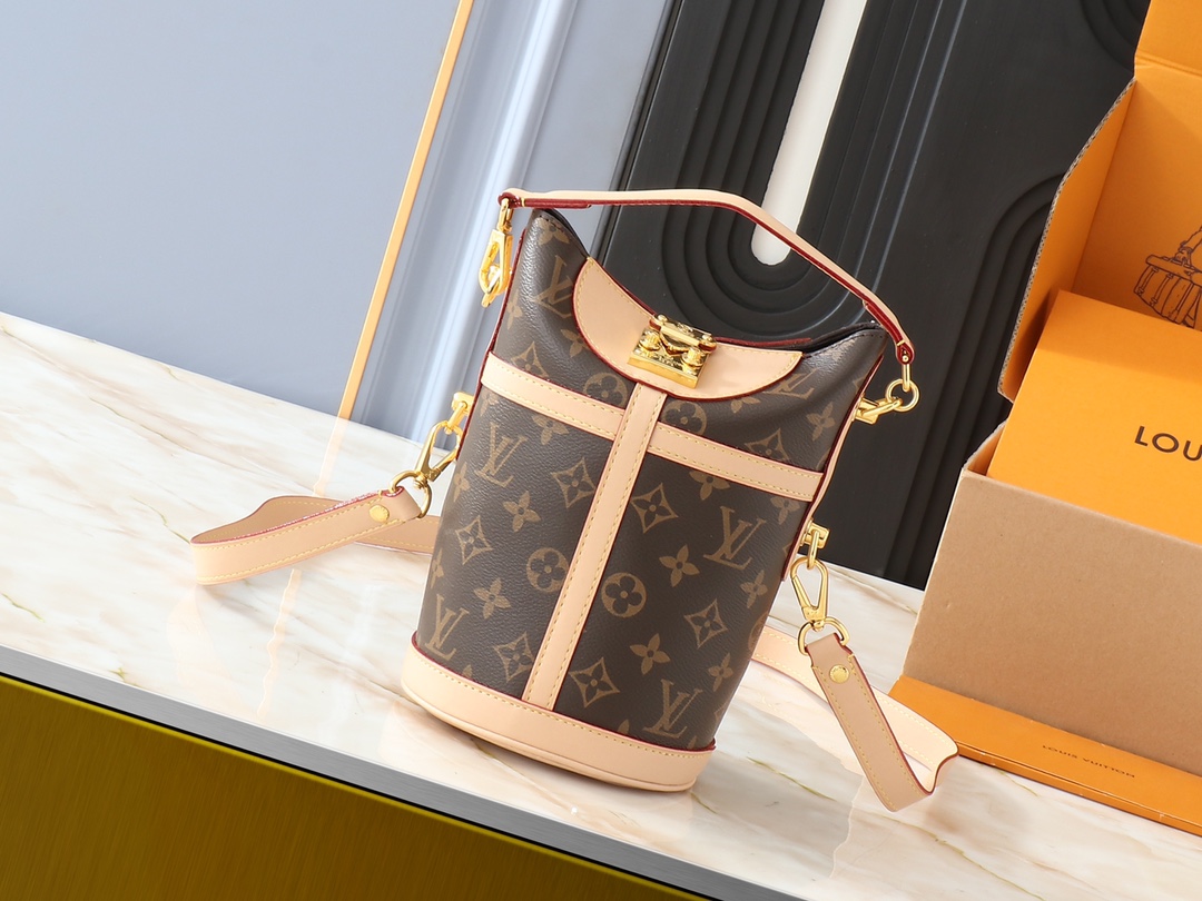 Designer Monogram Monogram Duffle Bag - Gorchic - $117.99