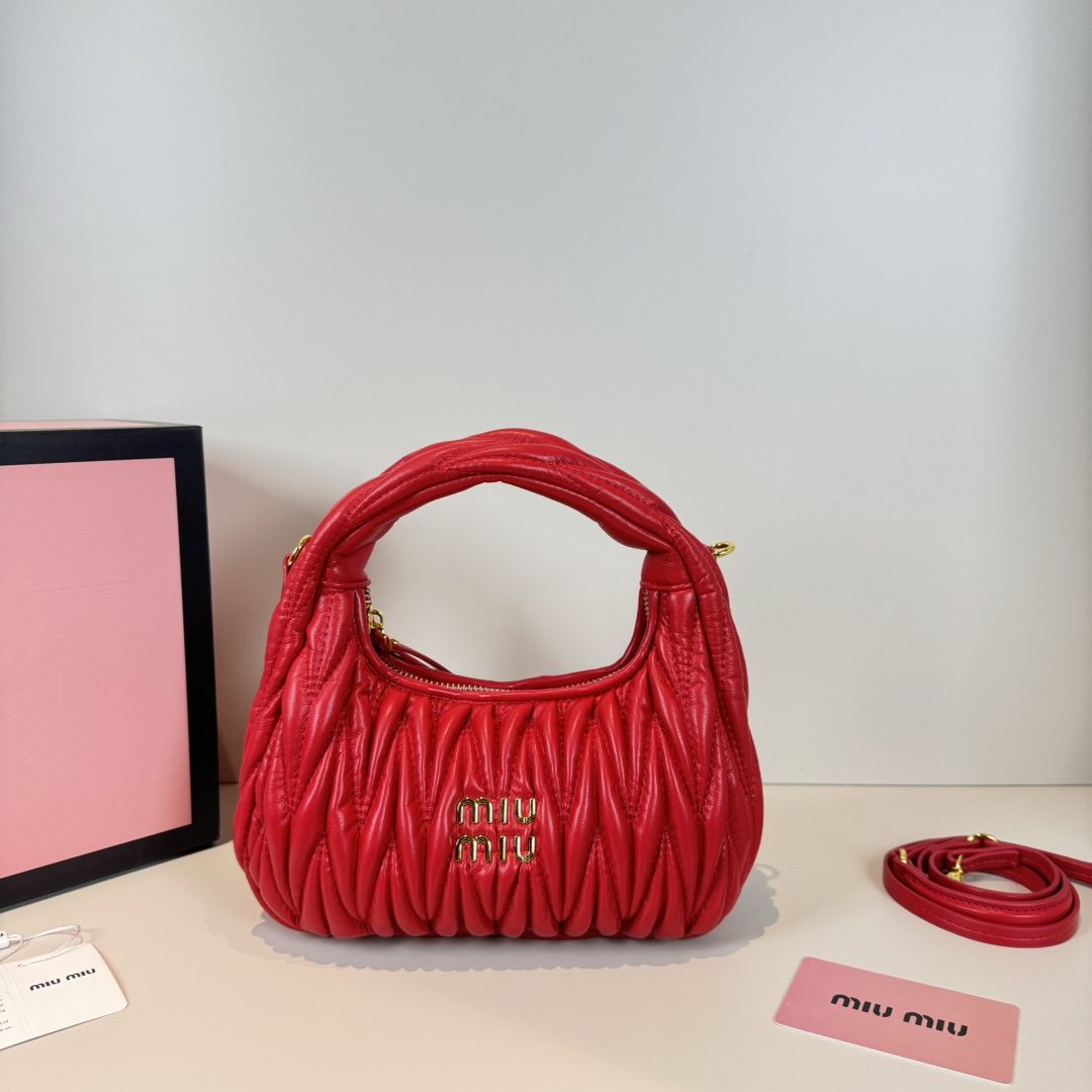 MU Wander matelassé nappa leather hobo bag handbag - Bag - Gorchic - $114.99